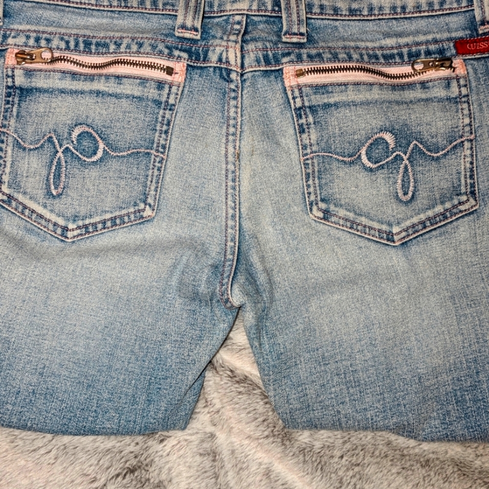 GUESS JEANS WITH  DECORATIVE ZIPPERS